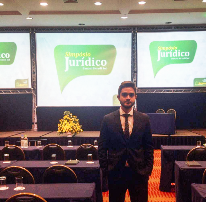 Advogado participa de Simpósio Jurídico Sicredi Central Sul