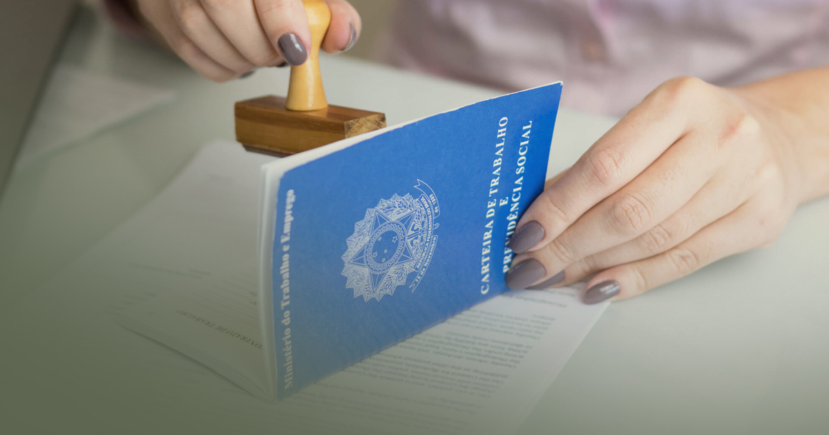 Cláusula de permanência no contrato de trabalho possui validade jurídica?