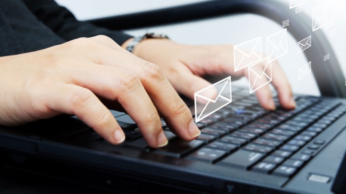 A empresa pode monitorar o e-mail corporativo?