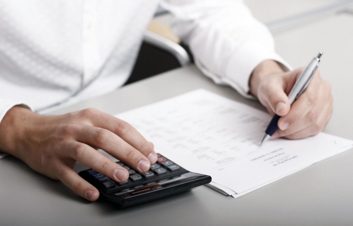 Como proceder nas rescisões quando a negociação coletiva se estende além da data-base?